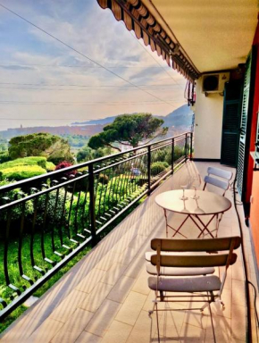 10 min. dalla spiaggia Double Suite nel verde Lavagna